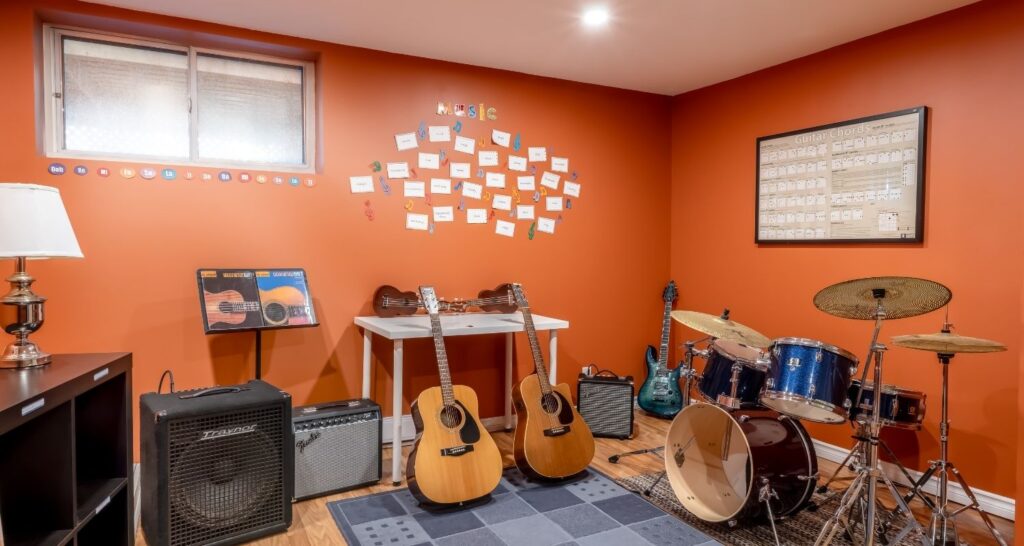 Lower Orange Ukulele Studio | On The Off Beat Music School